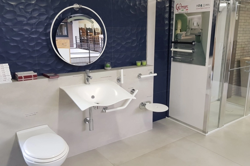 Salle de bain PMR à coignieres